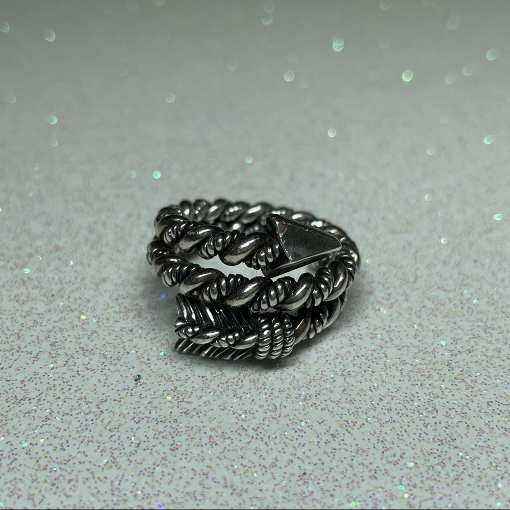 Jai sterling silver arrow ring